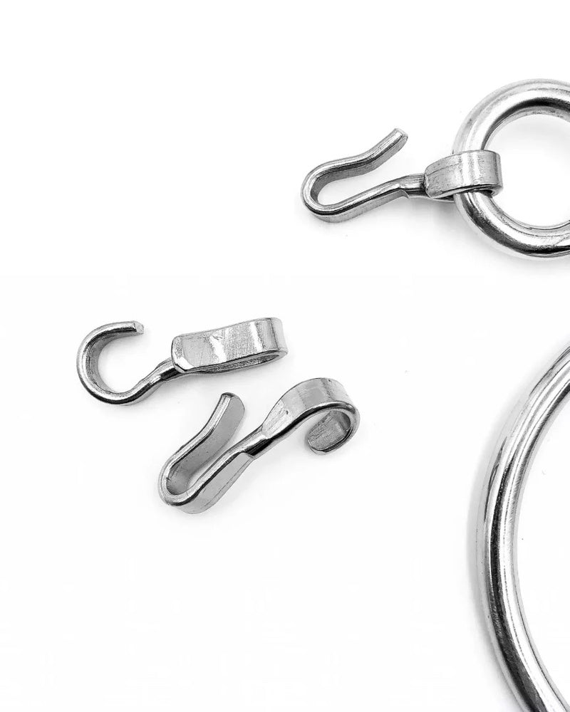 Non-Swivel Hooks Black